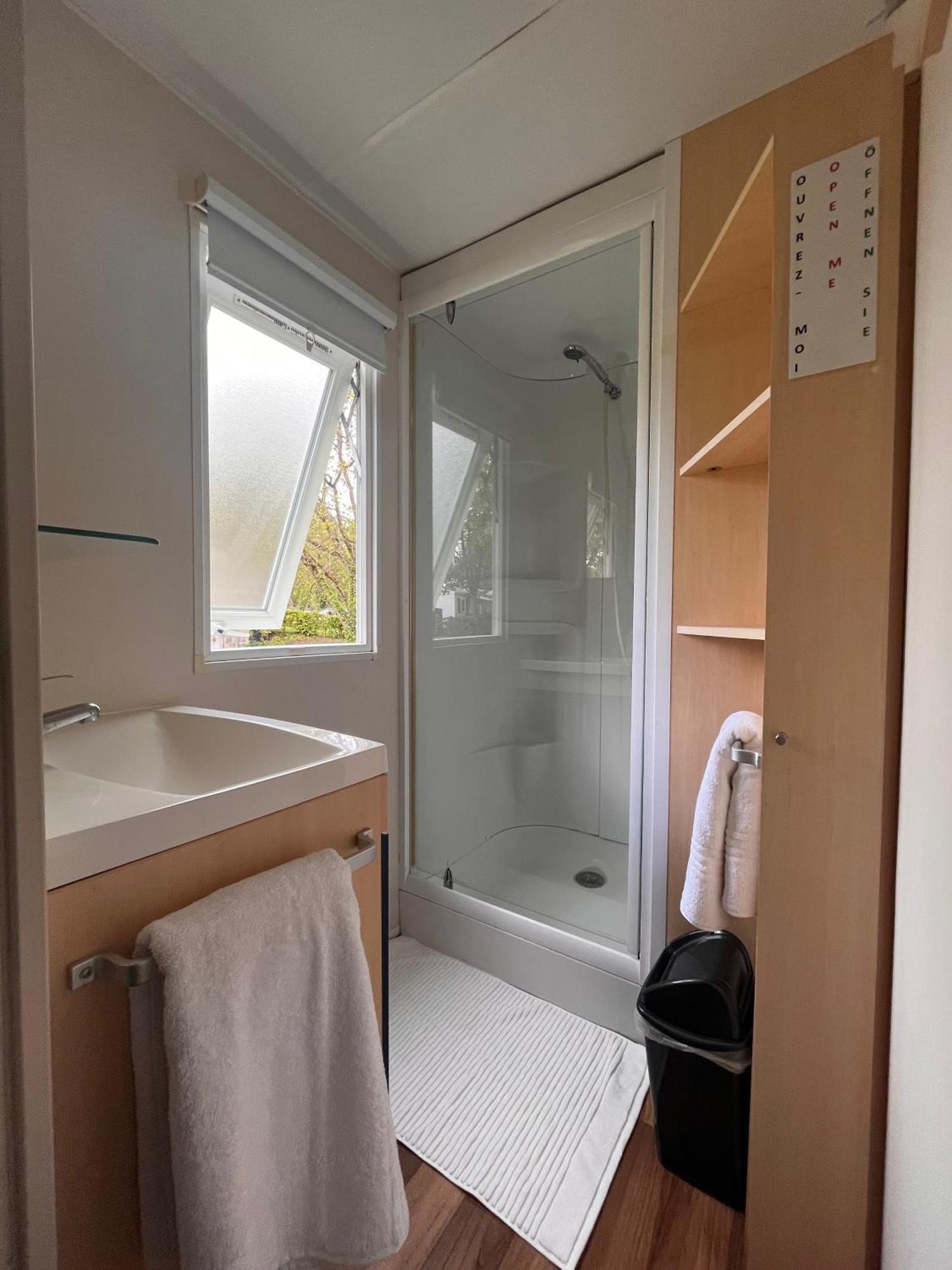Le Gewurz - Bungalow Climatise Avec Tv Pour 5 Boofzheim Chambre photo